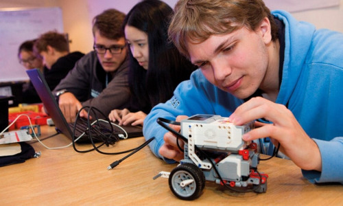 Explore Engineering  (Университет Кембриджа)