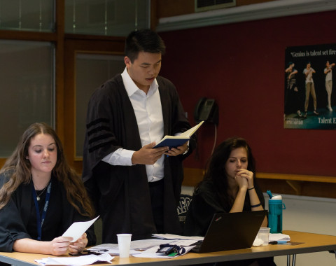 Право - Law Academic inisight Cambridge